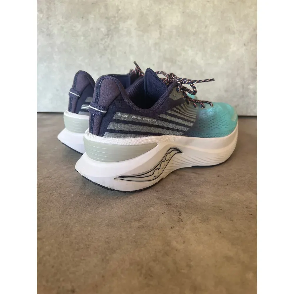 Saucony Women's Endorphin Shift 3 8.5 blue ombre running shoes sneakers athletic